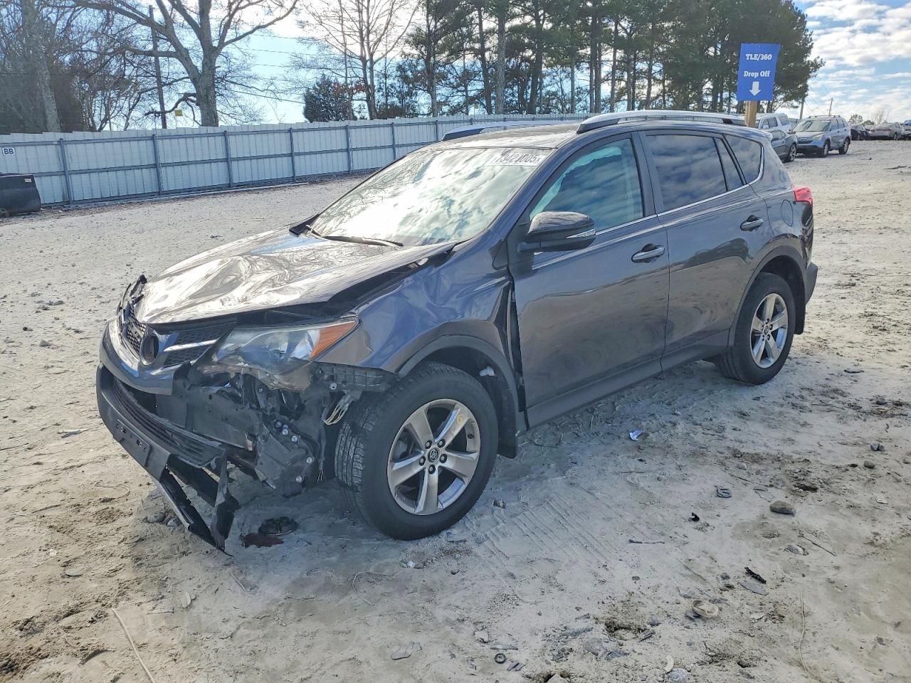 2015 TOYOTA RAV4