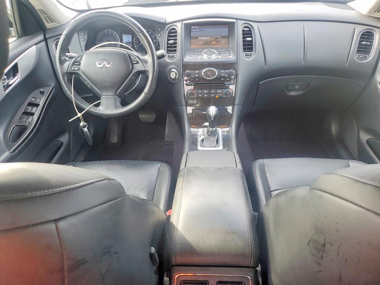 2016 INFINITI QX50