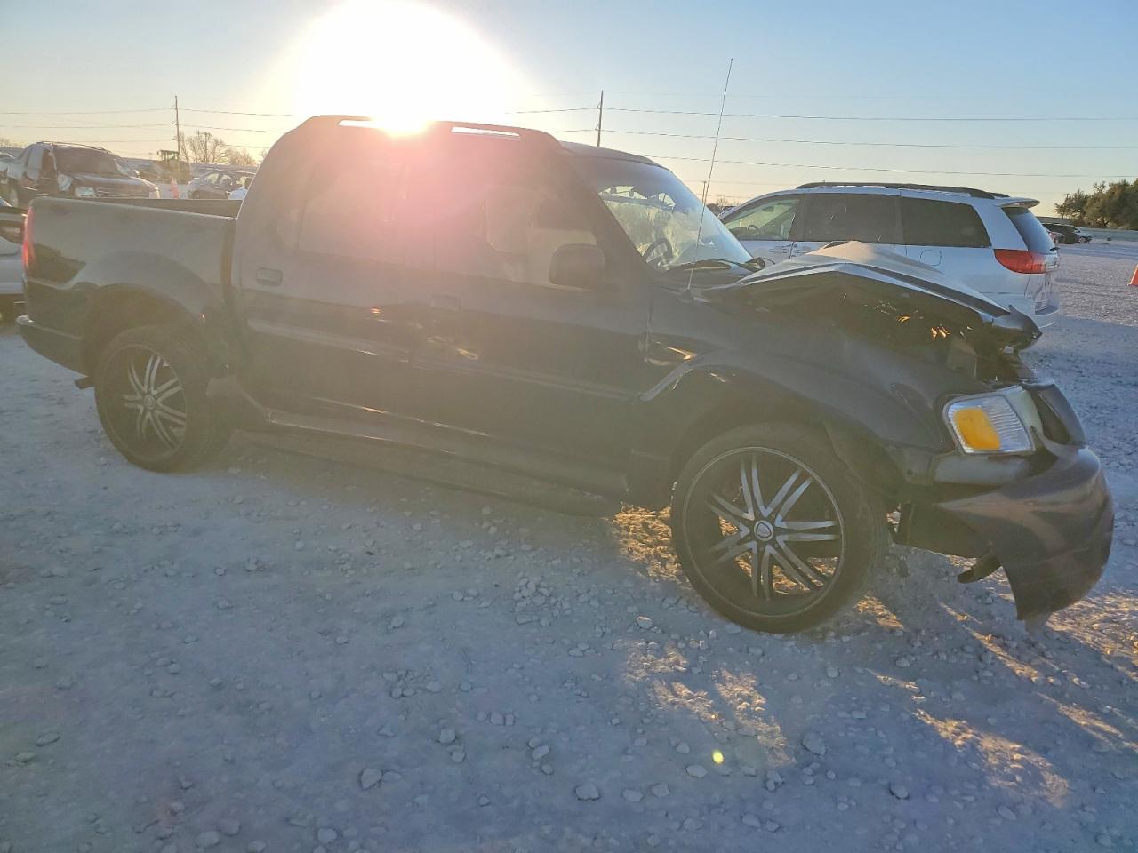 2004 FORD Explorer Sport Trac