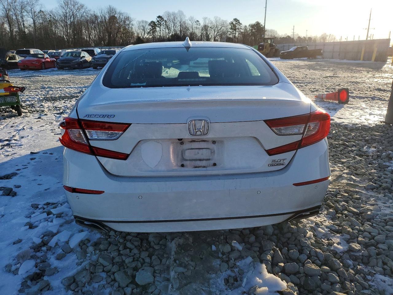 2018 HONDA ACCORD