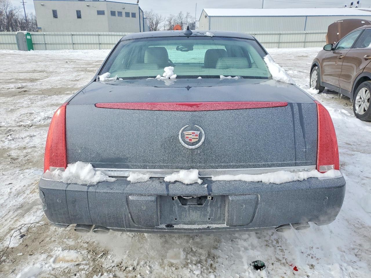 2010 CADILLAC DTS