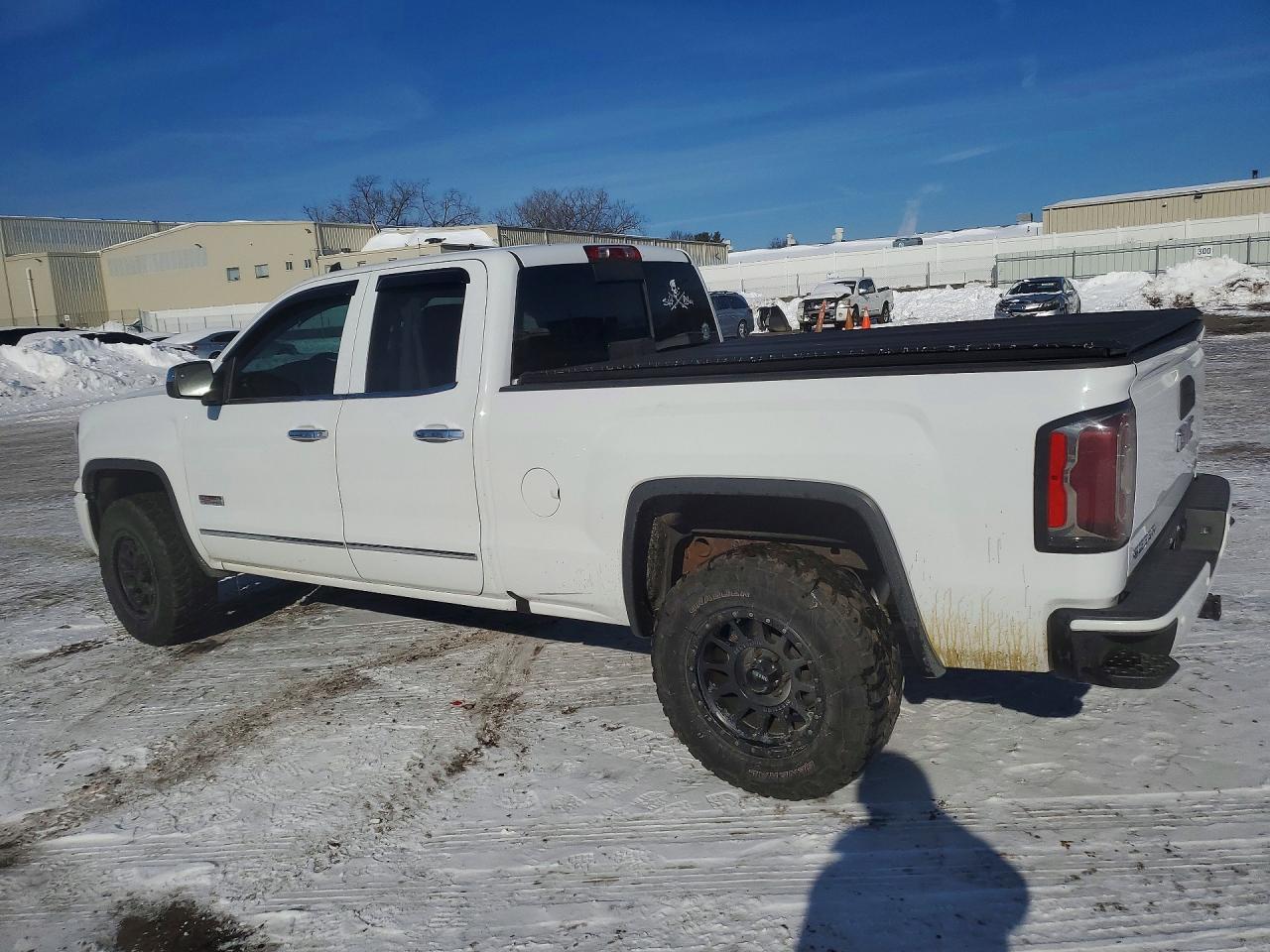 2016 GMC Sierra