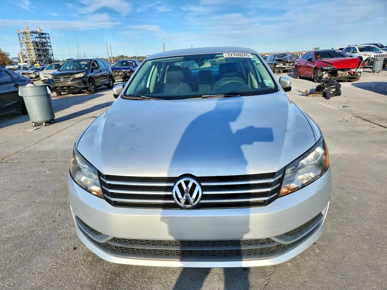 2014 VOLKSWAGEN Passat