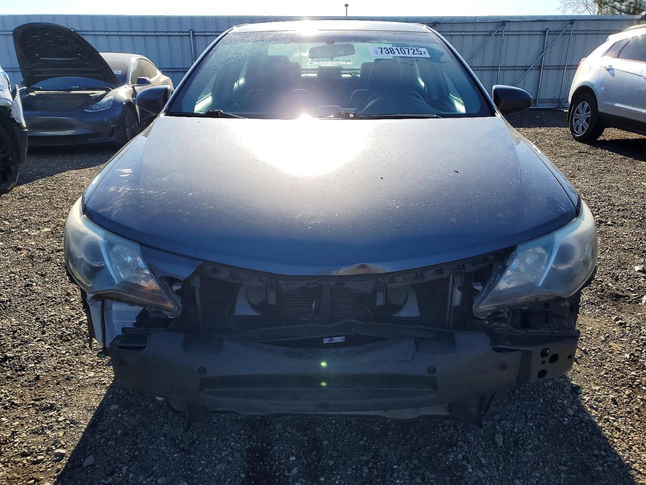 2014 TOYOTA CAMRY