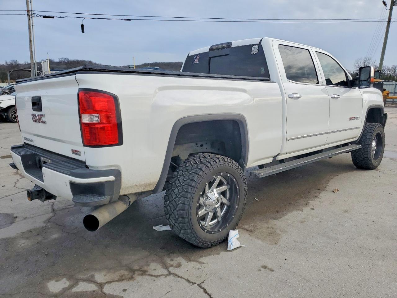 2016 GMC Sierra