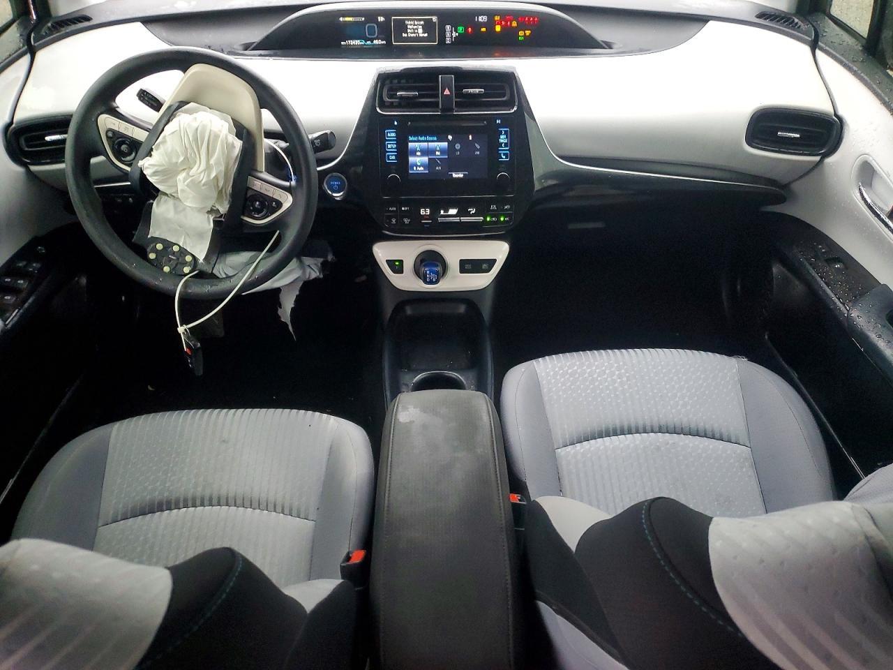 2018 TOYOTA PRIUS