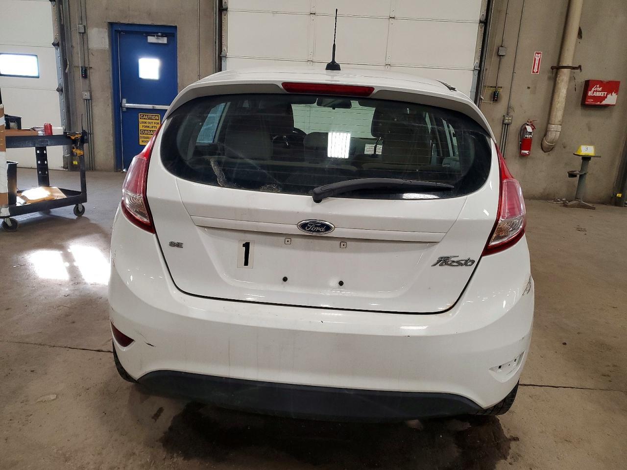 2016 FORD Fiesta