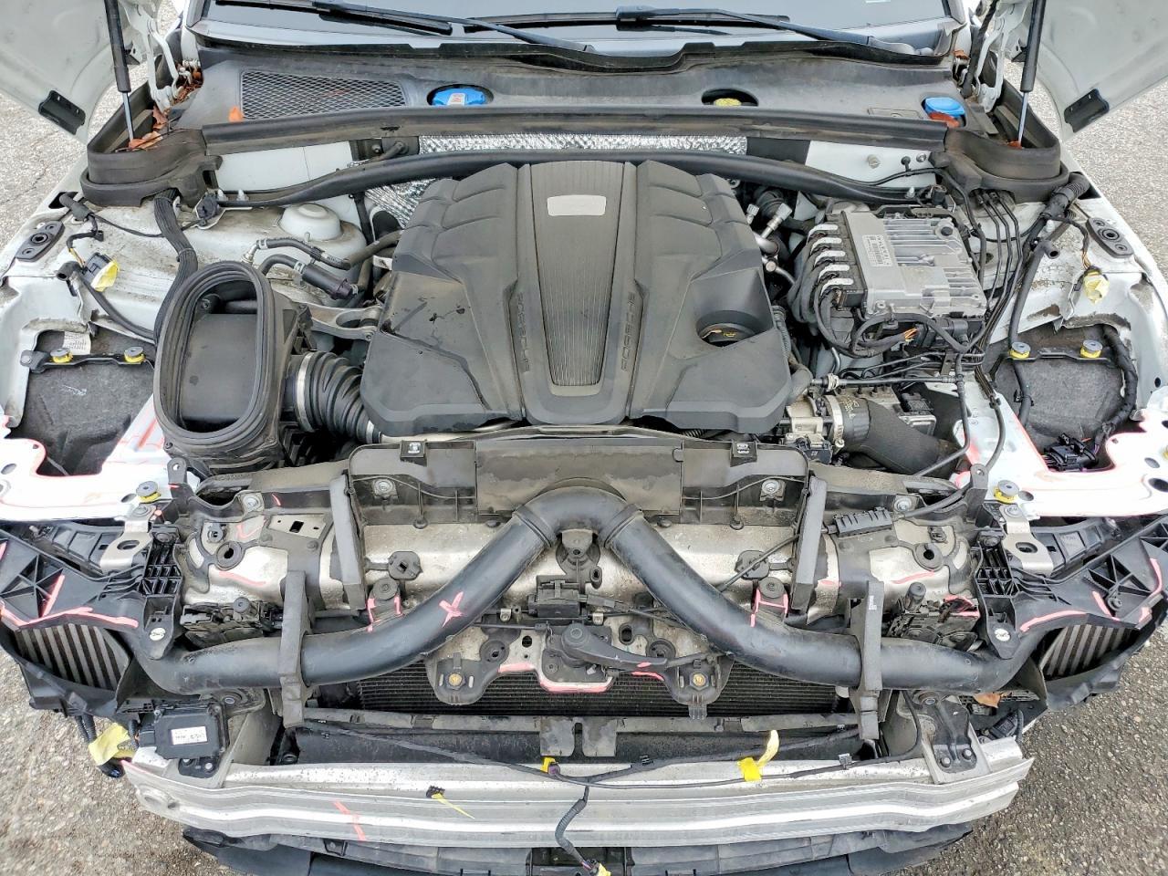 2021 PORSCHE Macan