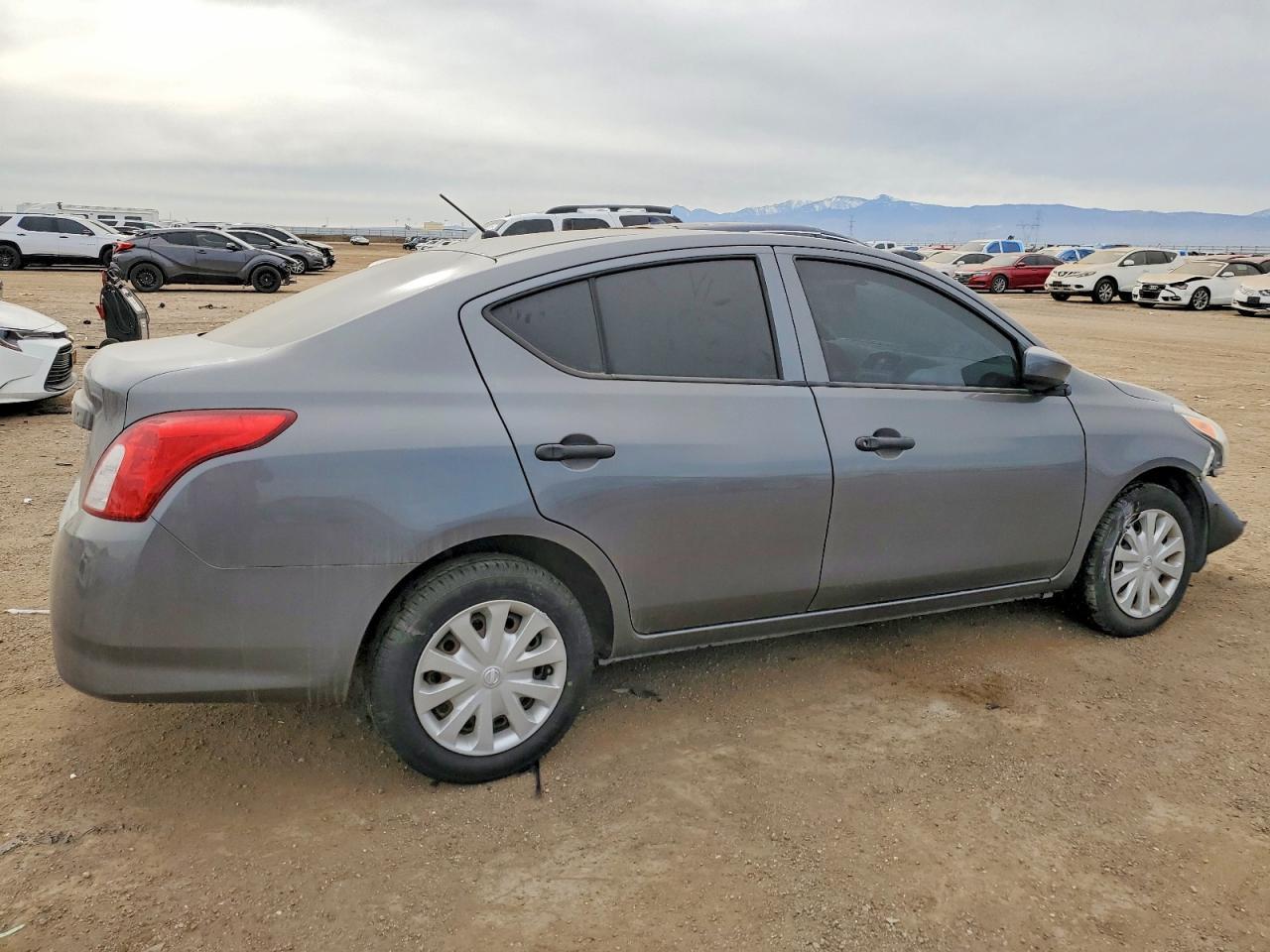 2019 NISSAN VERSA