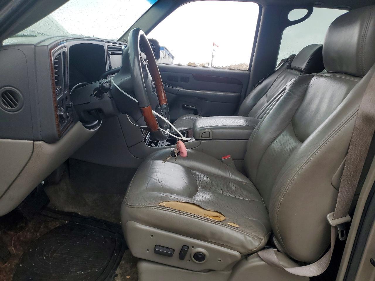 2003 CADILLAC ESCALADE