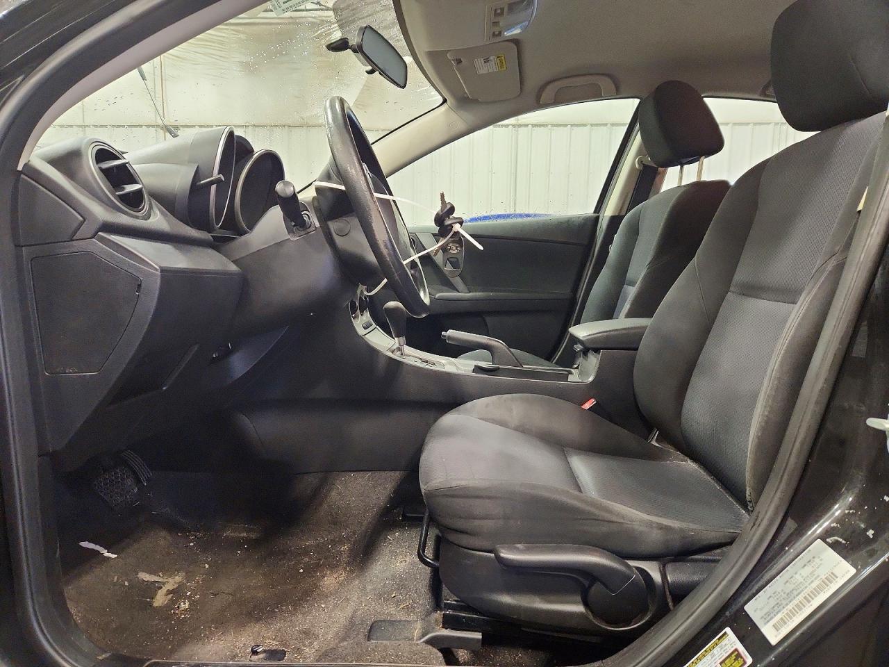 2010 MAZDA 3