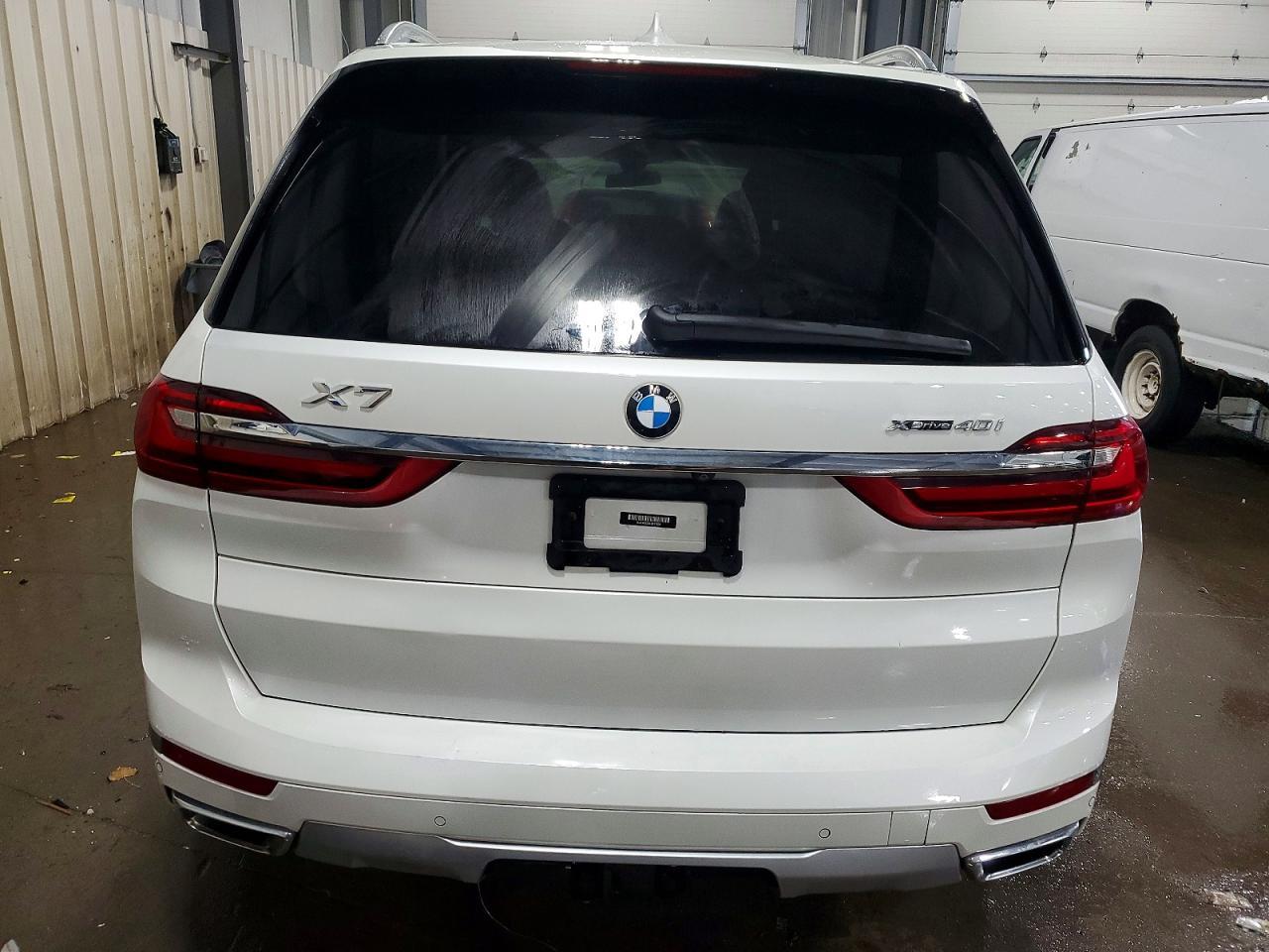 2020 BMW X7
