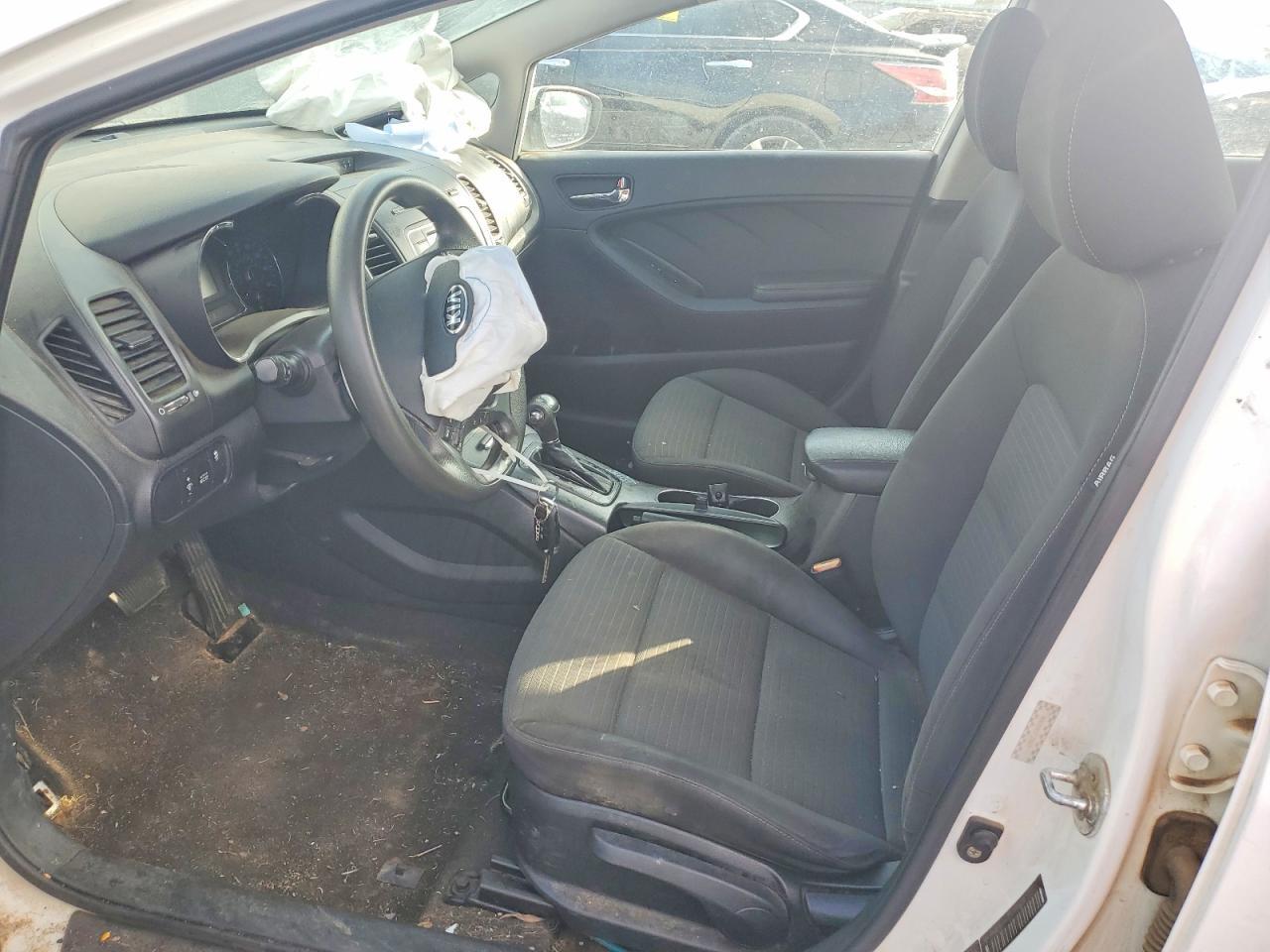 2015 KIA FORTE