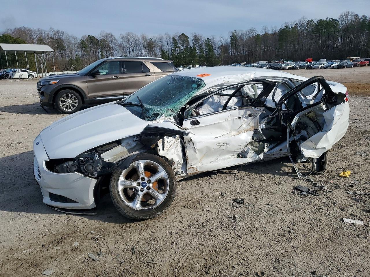 2016 FORD FUSION