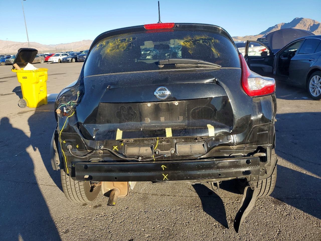 2017 NISSAN Juke