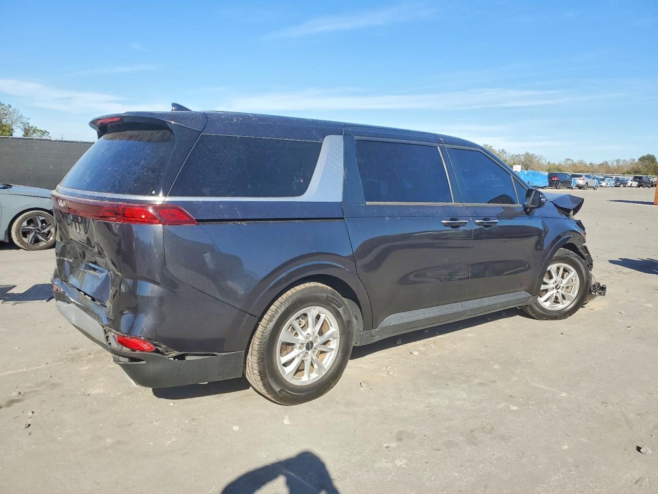2022 KIA Carnival