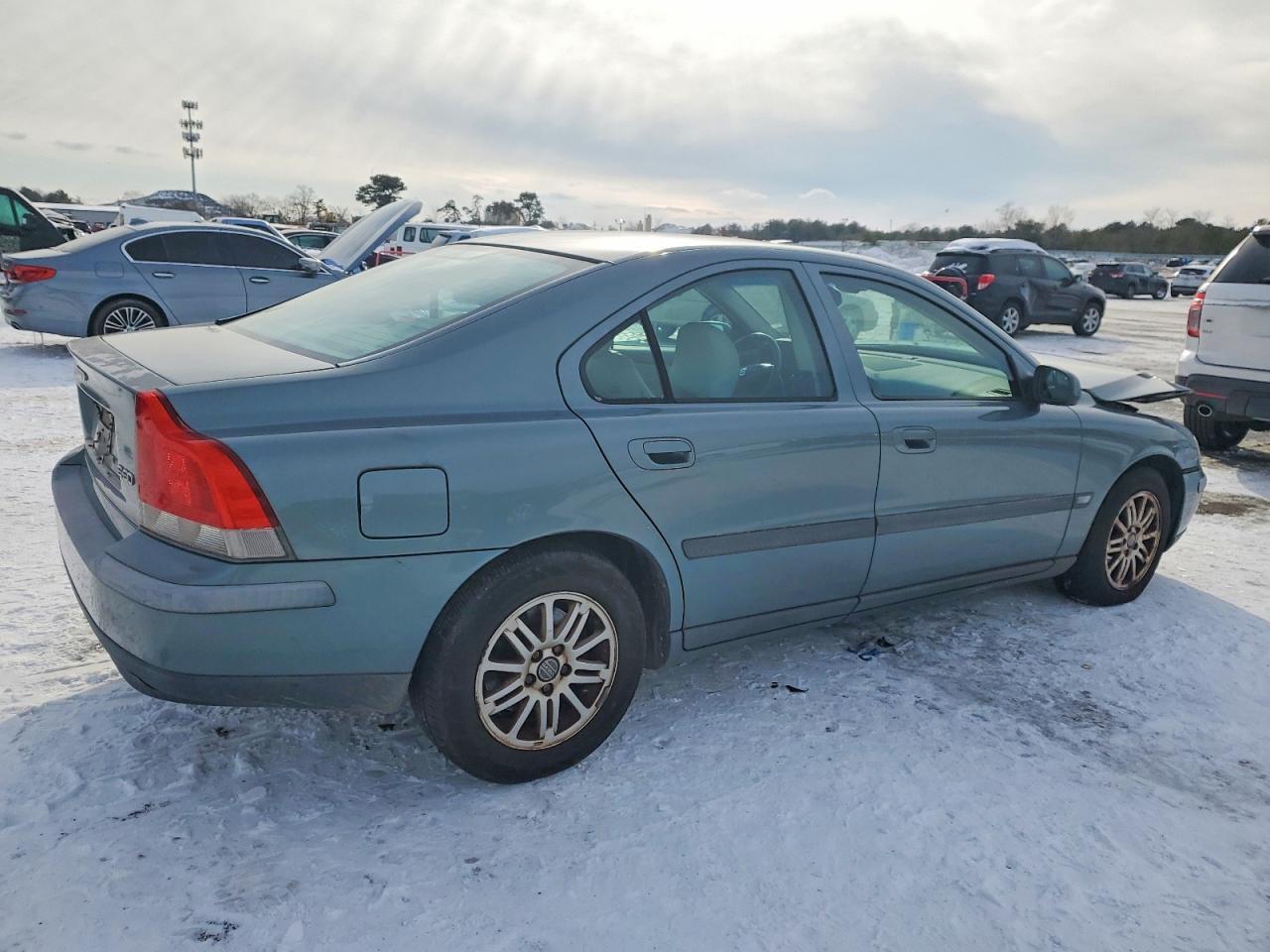2003 VOLVO S60
