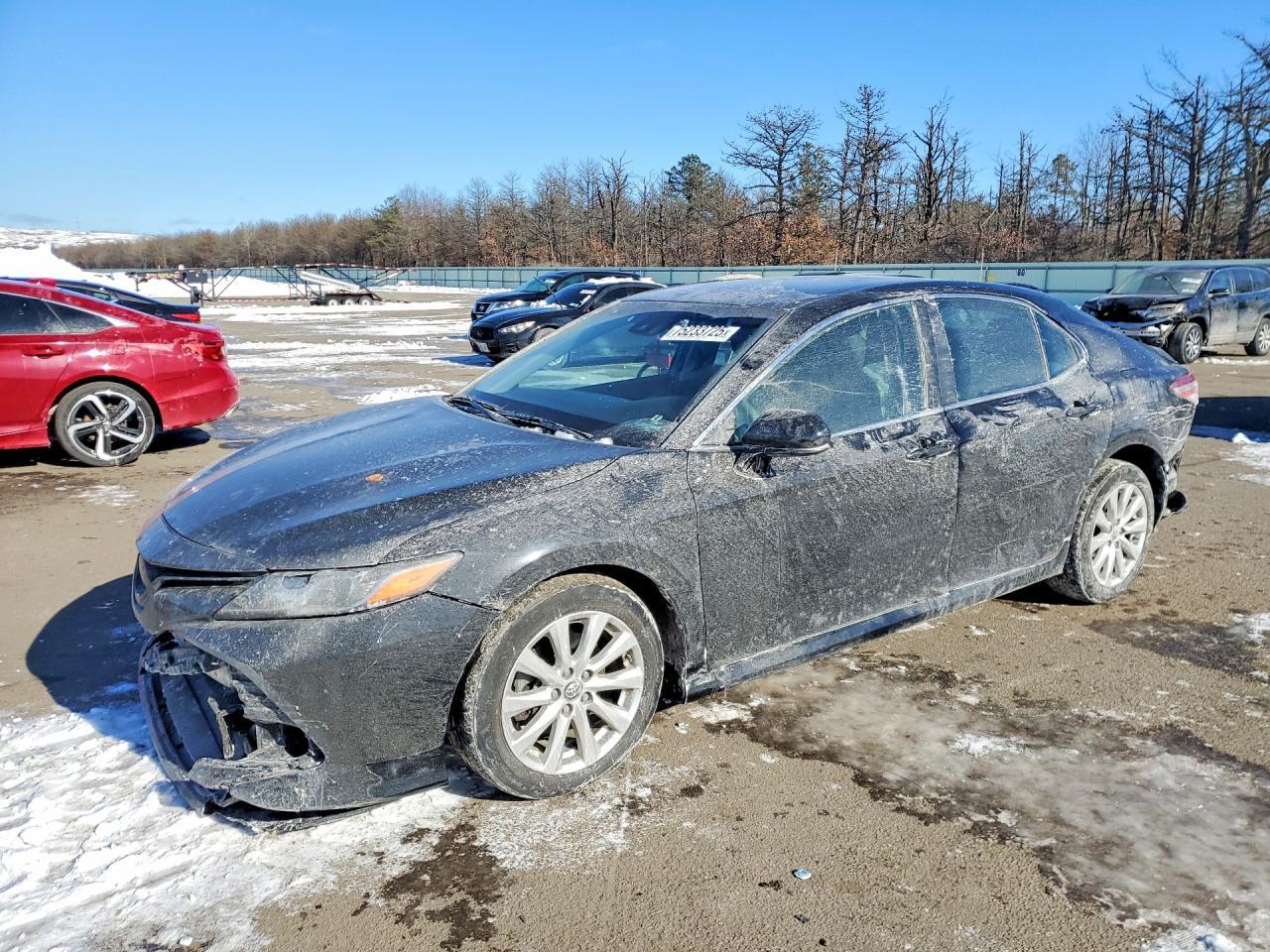 2018 TOYOTA CAMRY