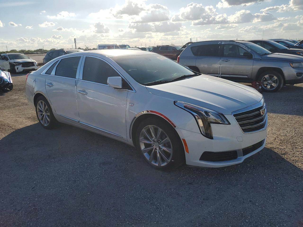 2018 CADILLAC XTS