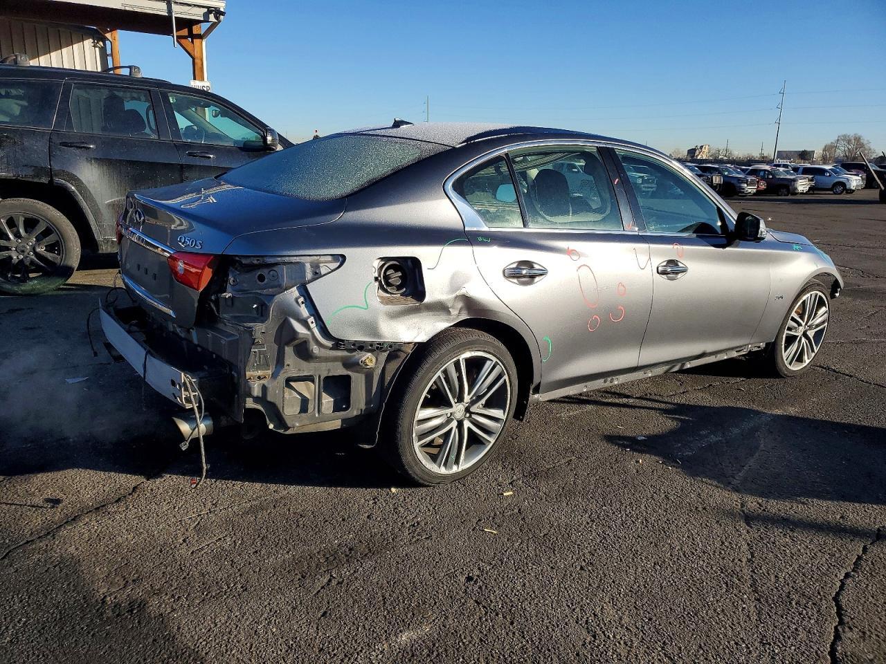 2017 INFINITI Q50