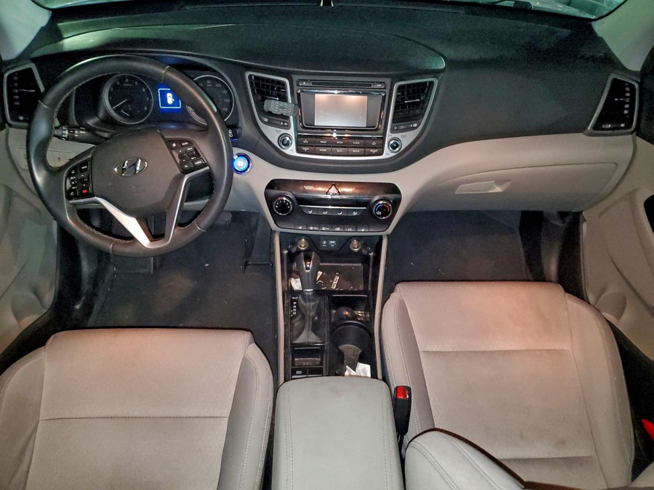 2017 HYUNDAI TUCSON