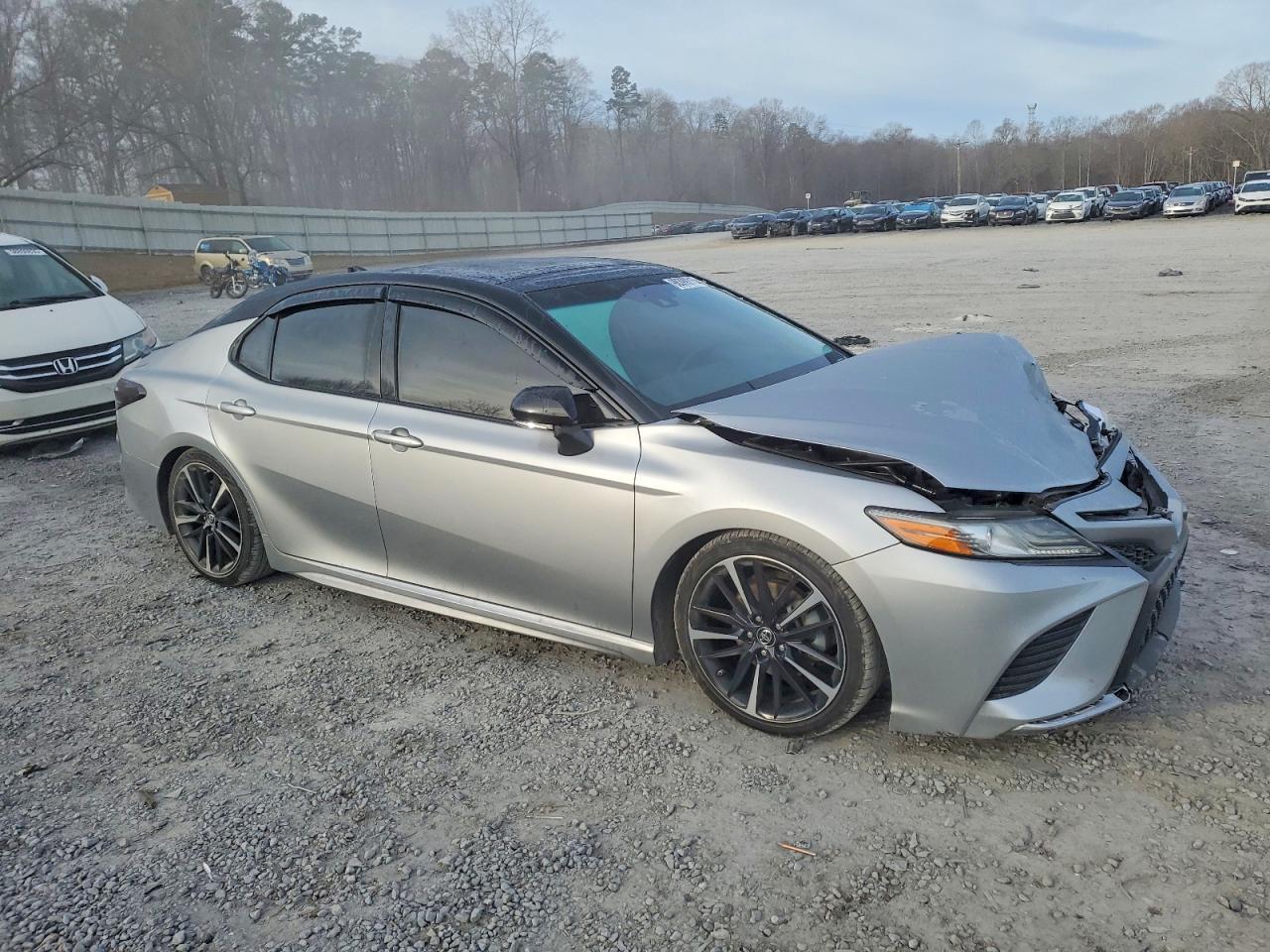 2019 TOYOTA CAMRY