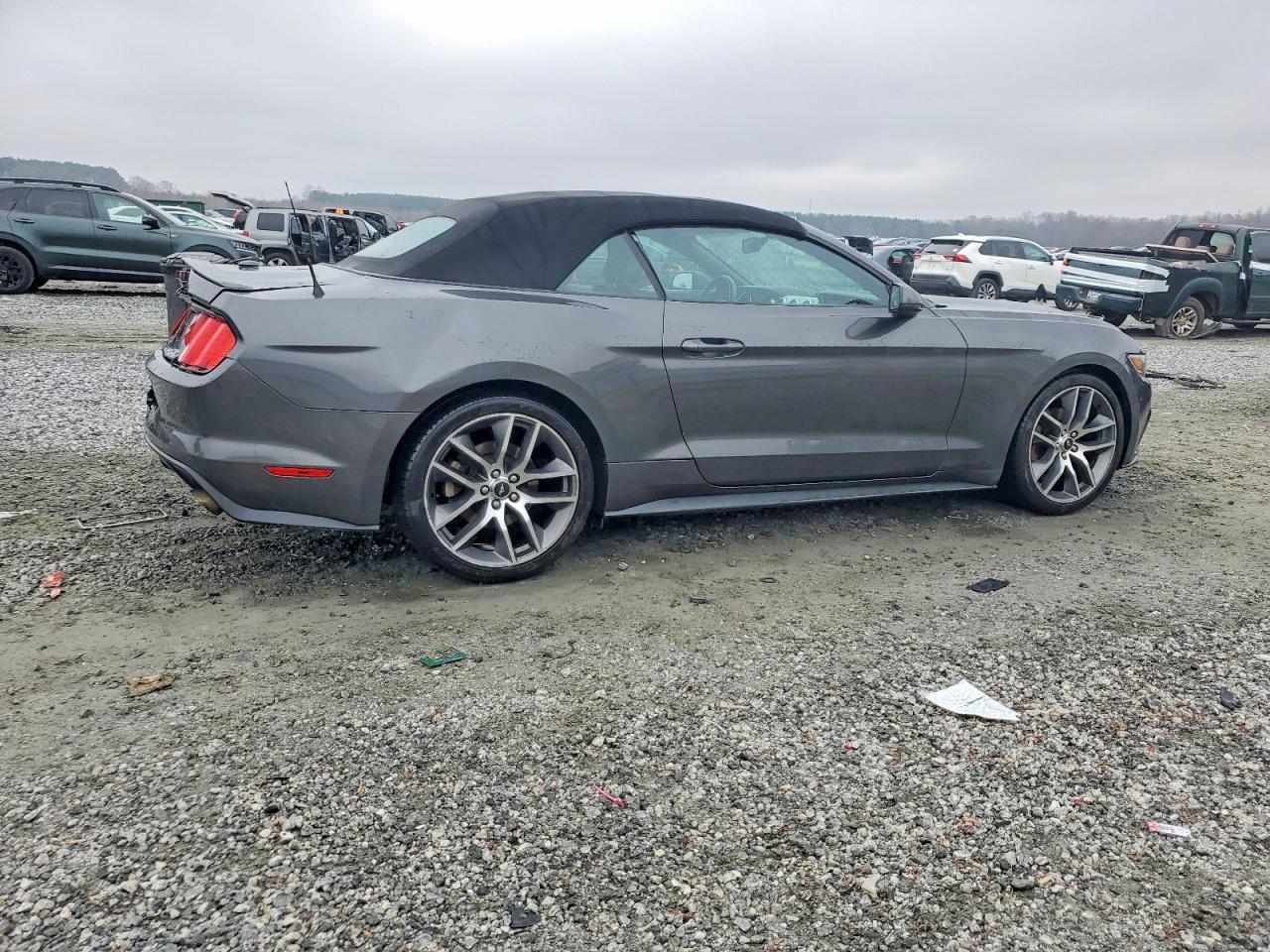 2015 FORD MUSTANG