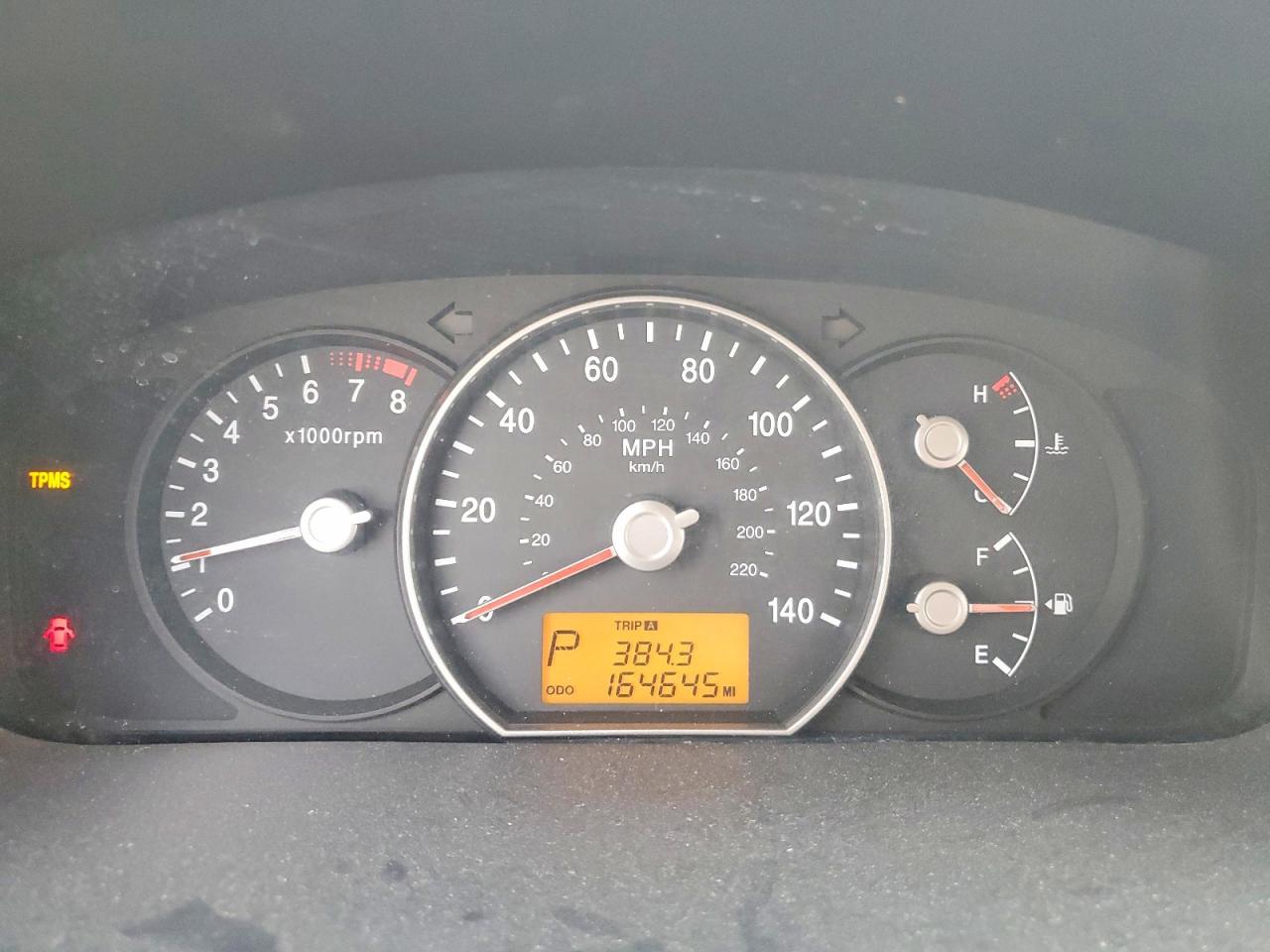 2008 KIA RONDO