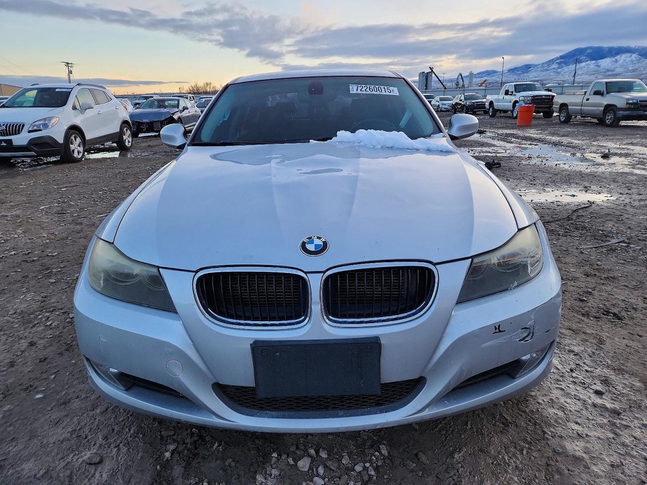 2011 BMW 3 SERIES
