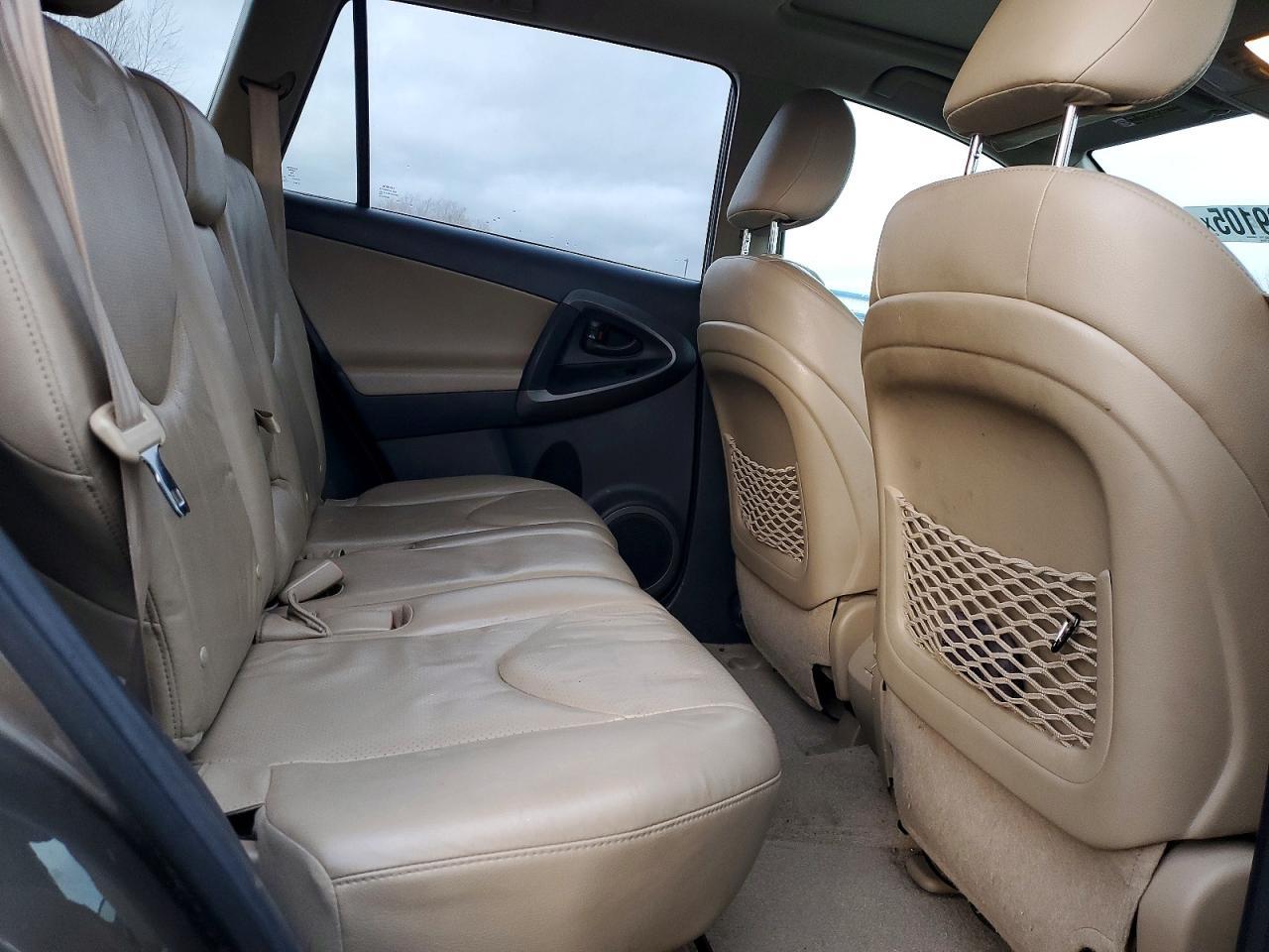 2012 TOYOTA RAV4