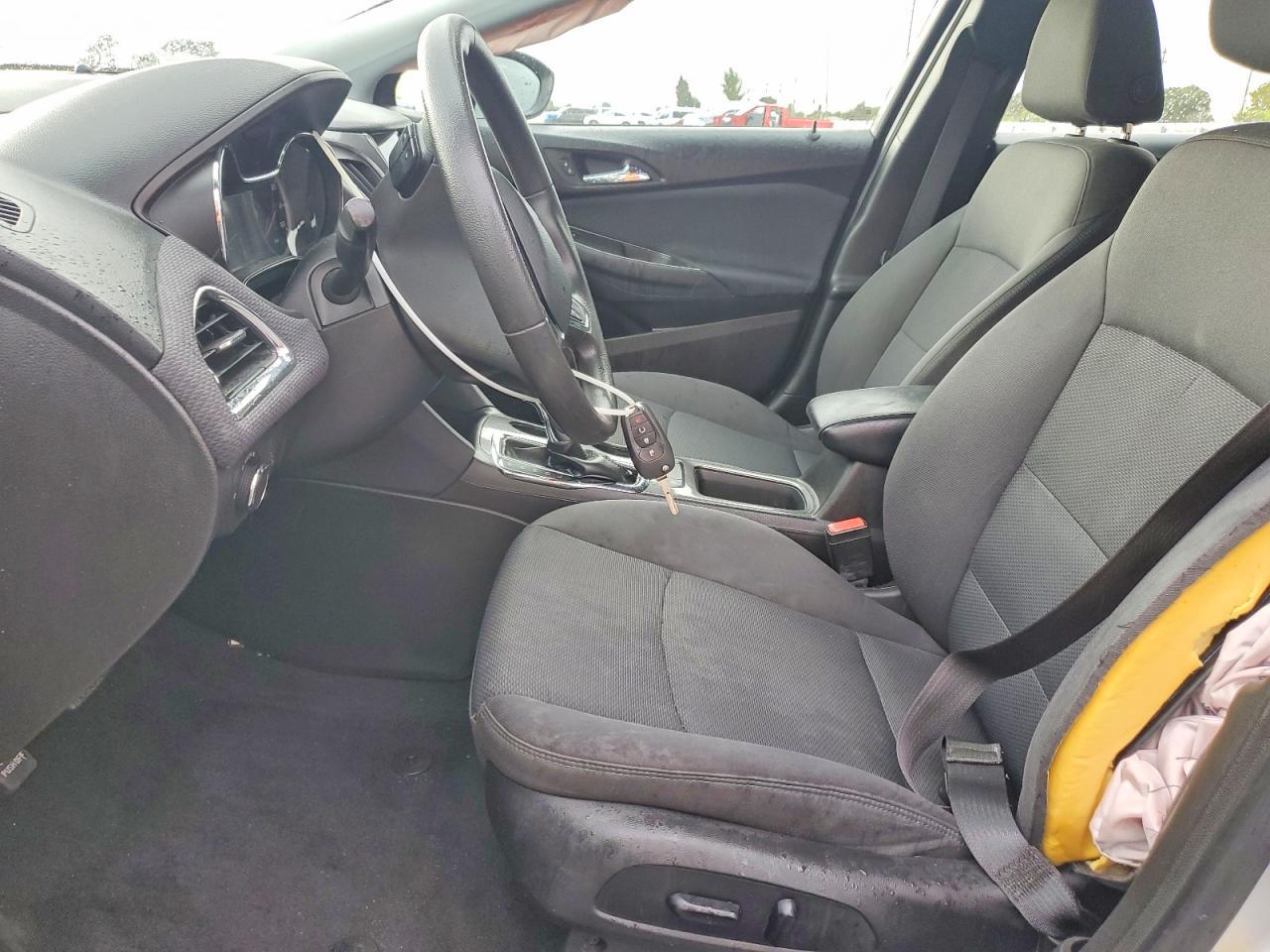 2019 CHEVROLET CRUZE