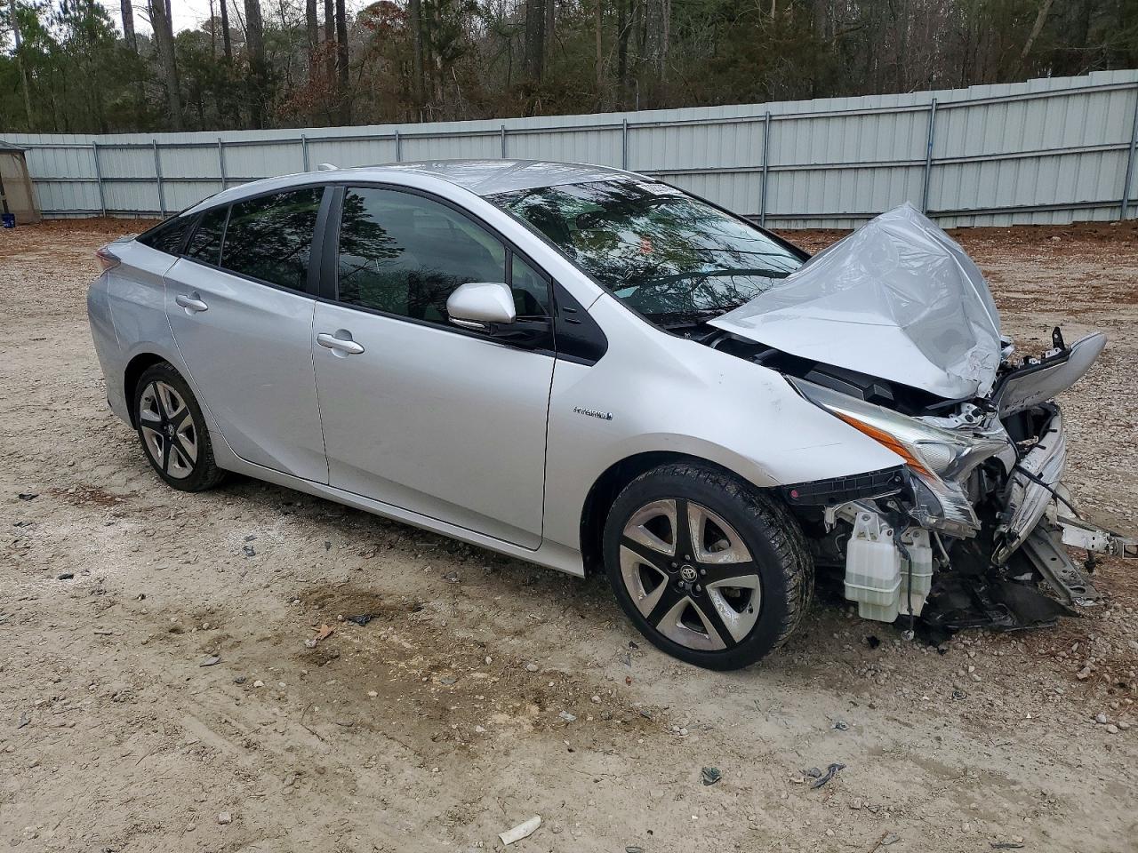 2016 TOYOTA PRIUS
