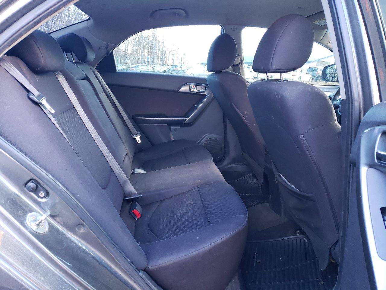 2013 KIA FORTE