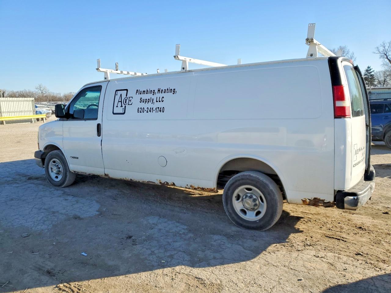2004 CHEVROLET EXPRESS 2500