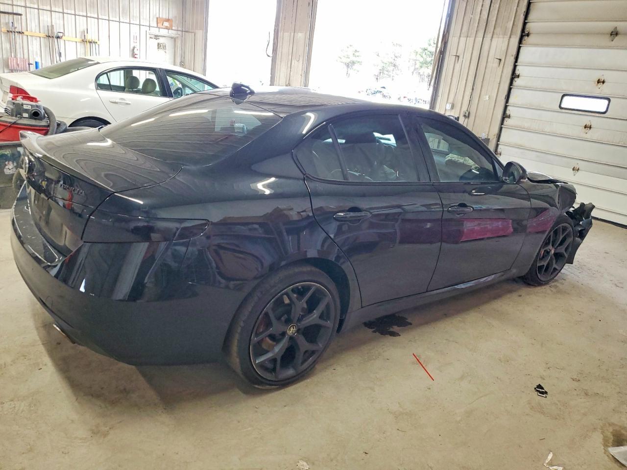 2021 ALFA ROMEO Giulia