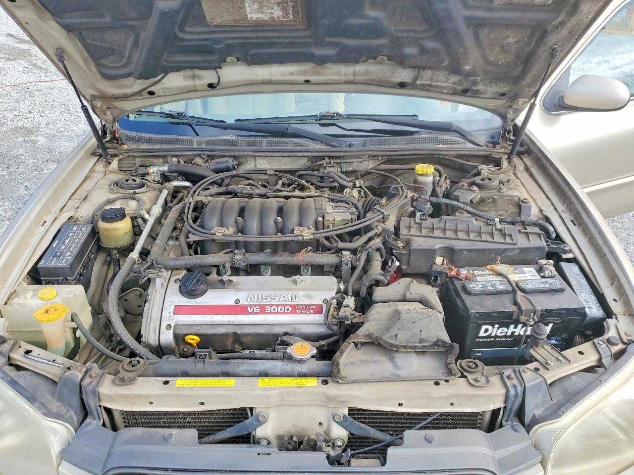 2000 NISSAN Maxima
