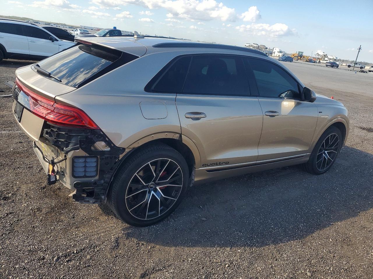 2019 AUDI Q8
