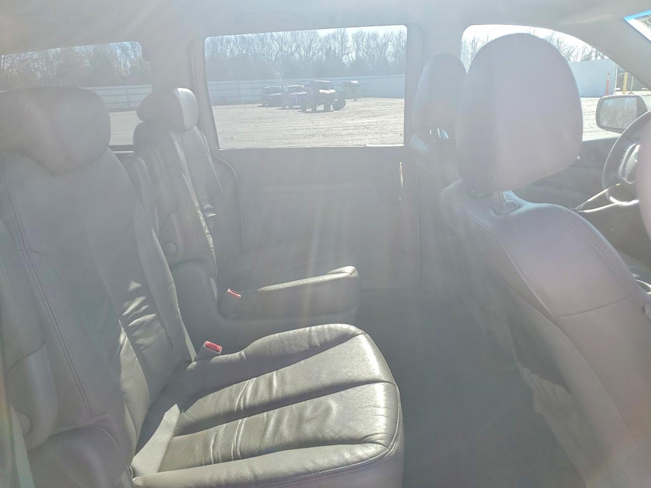 2010 KIA SEDONA