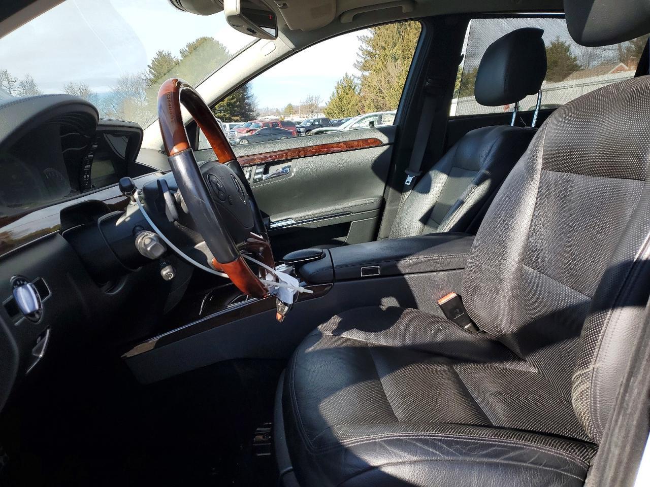 2012 MERCEDES-BENZ S-Class