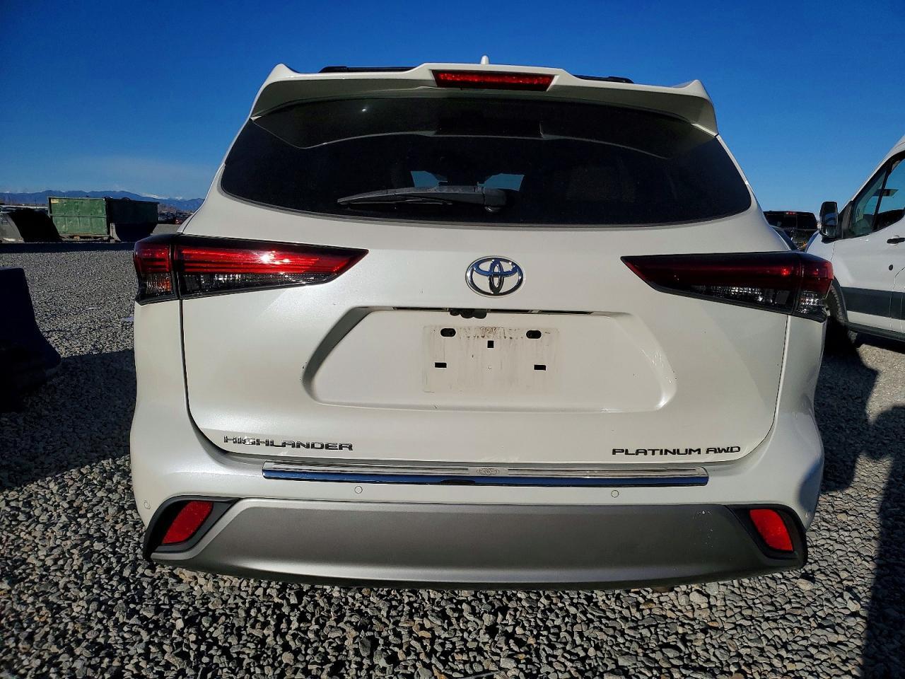 2020 TOYOTA HIGHLANDER