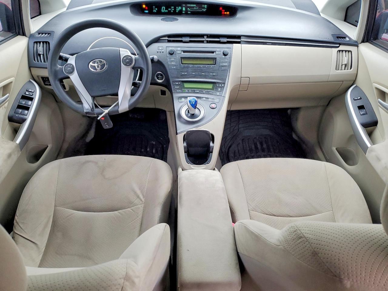 2011 TOYOTA PRIUS