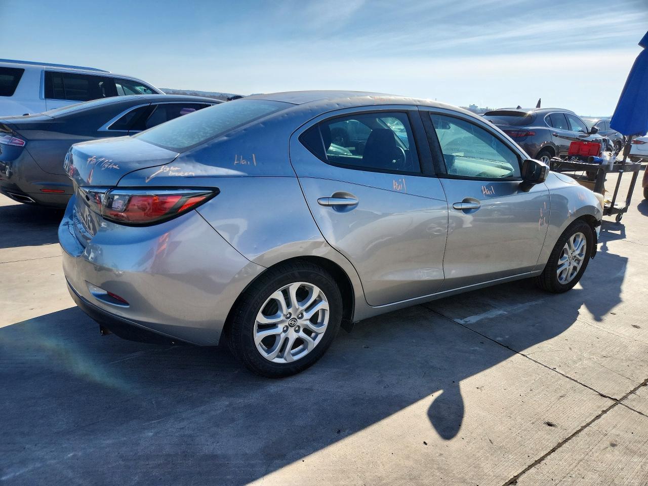 2016 TOYOTA SCION