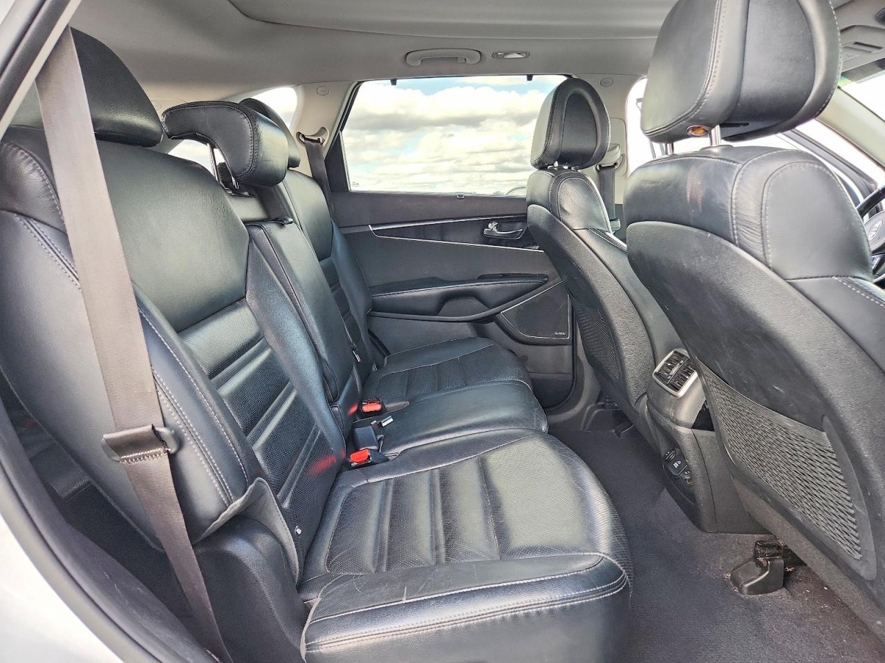2016 KIA SORENTO