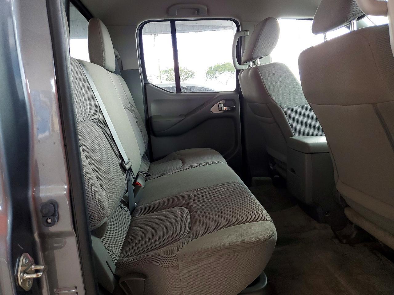 2018 NISSAN Frontier