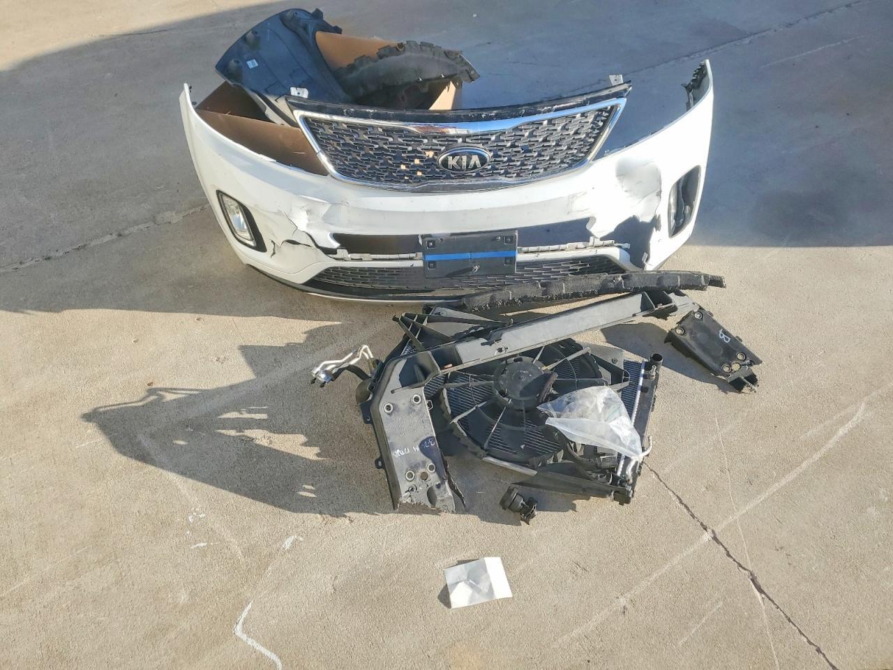 2015 KIA SORENTO