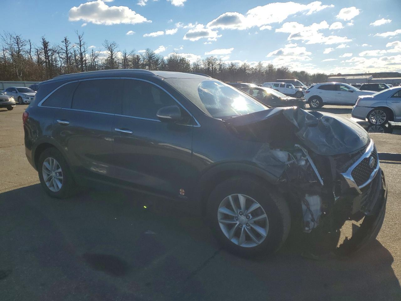 2017 KIA SORENTO