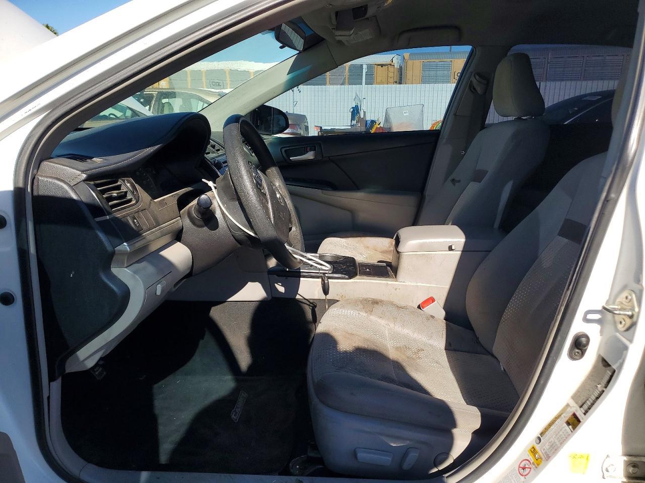 2014 TOYOTA CAMRY