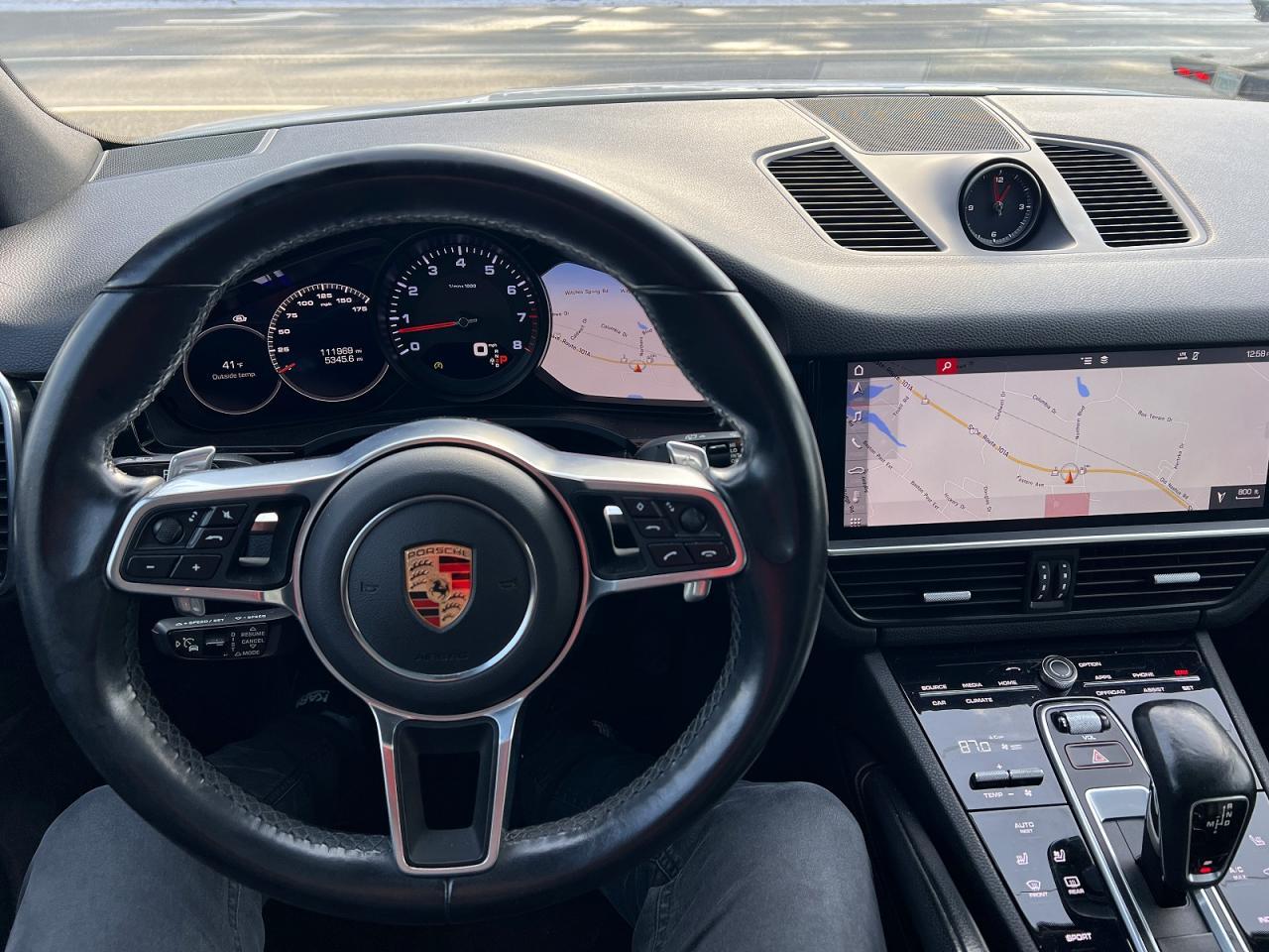 2019 PORSCHE CAYENNE