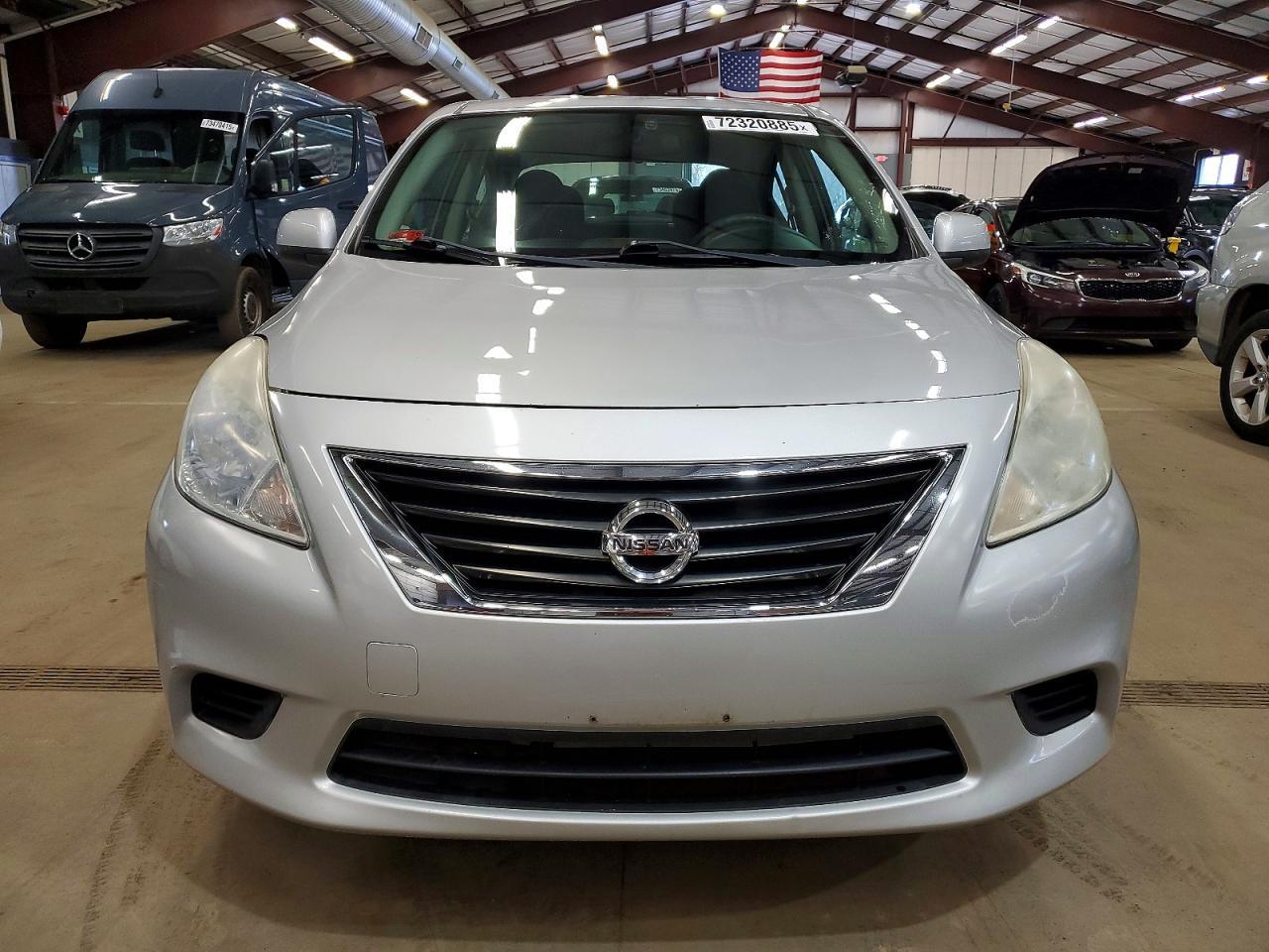 2013 NISSAN VERSA