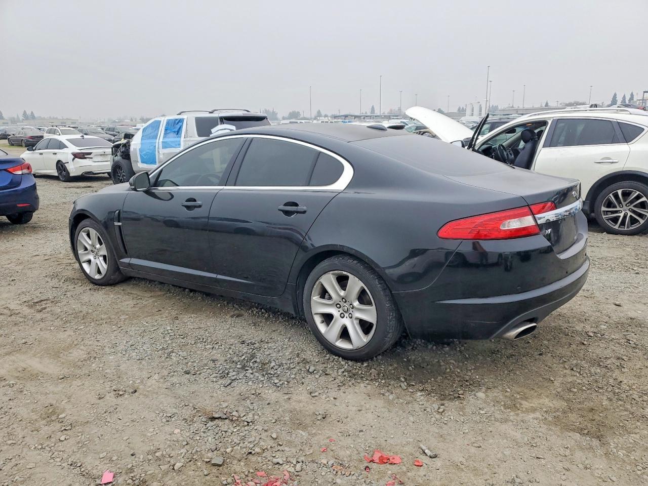 2010 JAGUAR XF